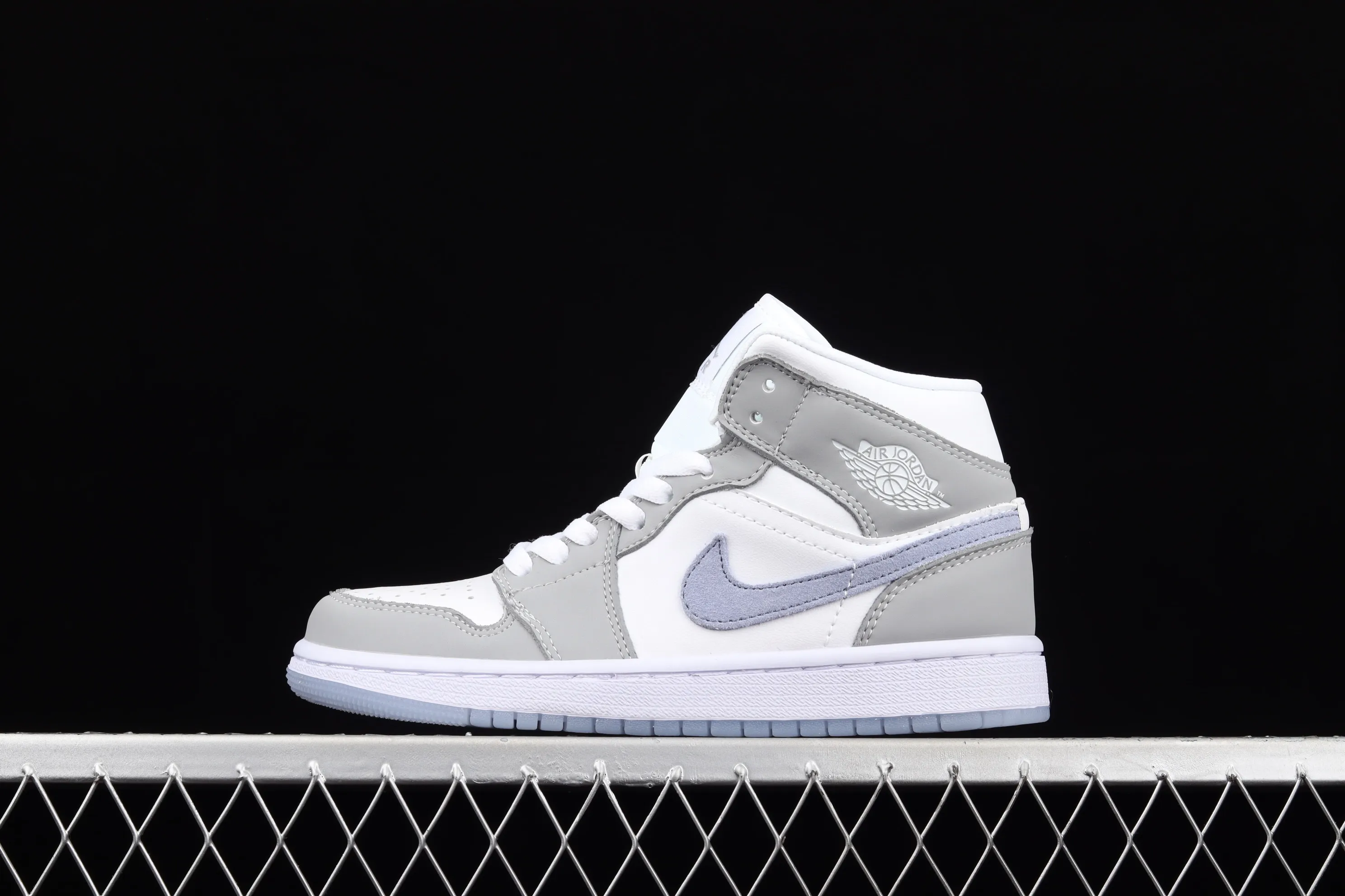 All Categories Air Jordan Jordan Series Basketball Shoes Air Jordan 1 Mid Air Jordan 1 Mid AJ1 Joe 1 Wolf Gray Mid-top Casual Sports Shoes BQ6472-105